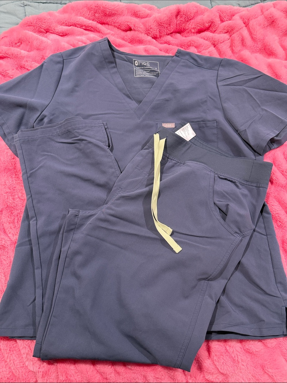 FIGS Slate Gray Scrub Set with Yellow Drawstring